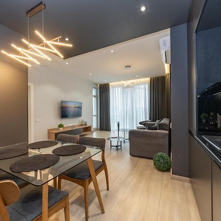 Royal Tower Residence Big Vip Apartment In Center Floor 27 Kiew Exterior foto