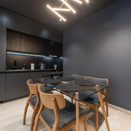 Royal Tower Residence Big Vip Apartment In Center Floor 27 Kiew Exterior foto