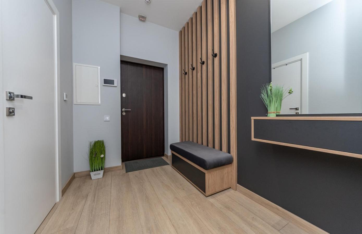 Royal Tower Residence Big Vip Apartment In Center Floor 27 Kiew Exterior foto